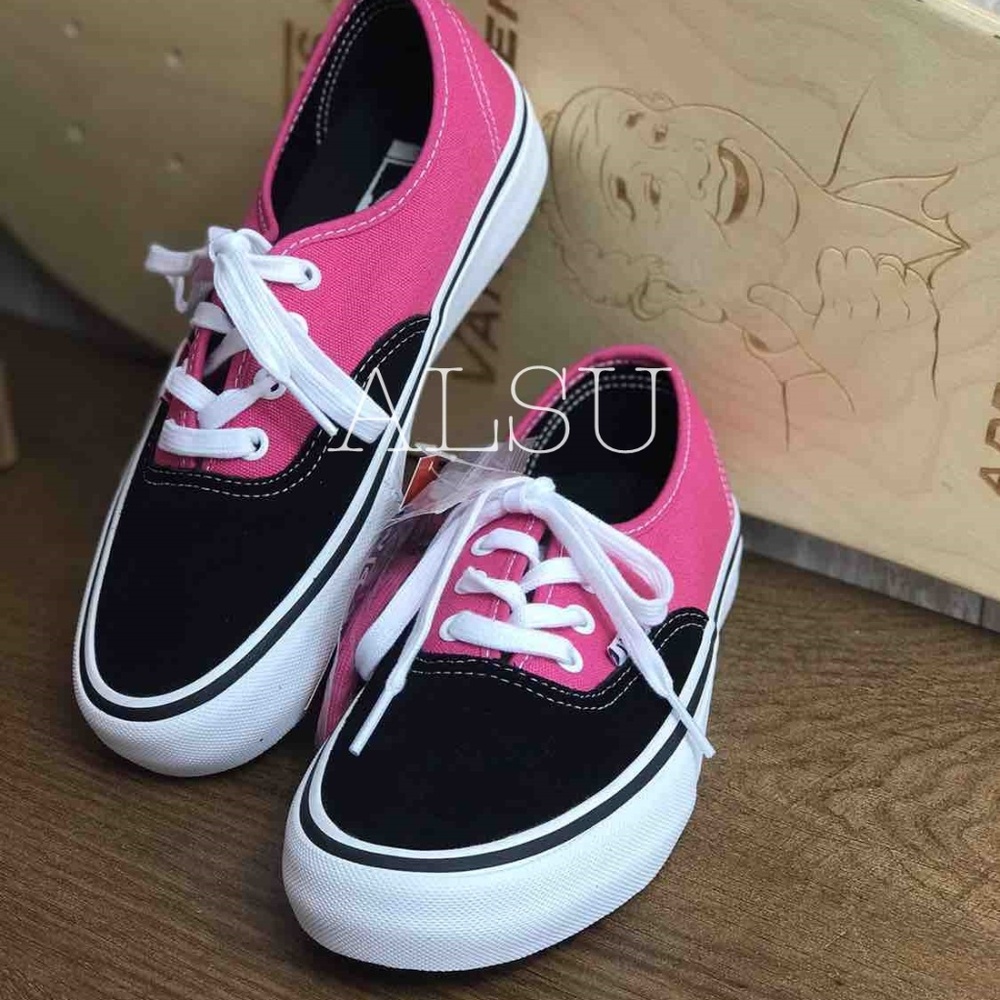 NWT VANS Authentic Pro Black Magenta W AUTHENTIC - Picture 2 of 8